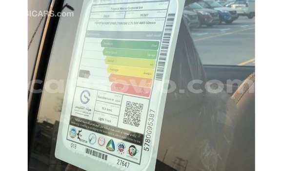 Acheter Import Voiture Toyota Fortuner Noir à Import - Dubai, Benin Acheter Import Voiture Toyota Fortuner Noir à Import - Dubai, Benin