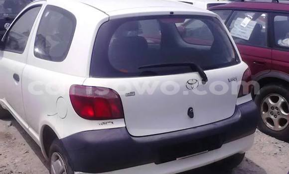 Buy Used Toyota Yaris White Car in Cotonou in Benign Buy Used Toyota Yaris White Car in Cotonou in Benign