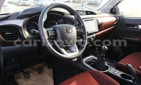 Ra Imported Toyota Hilux funfun Ọkọ̀ in Import - Dubai ni Benin Ra Imported Toyota Hilux funfun Ọkọ̀ in Import - Dubai ni Benin