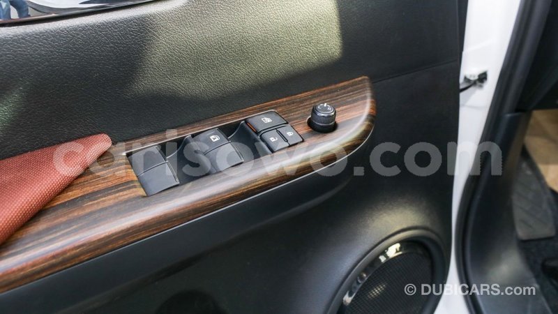 Big with watermark toyota hilux benin import dubai 8102