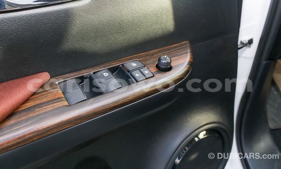 Ra Imported Toyota Hilux funfun Ọkọ̀ in Import - Dubai ni Benin Ra Imported Toyota Hilux funfun Ọkọ̀ in Import - Dubai ni Benin