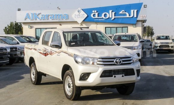 Ra Imported Toyota Hilux funfun Ọkọ̀ in Import - Dubai ni Benin Ra Imported Toyota Hilux funfun Ọkọ̀ in Import - Dubai ni Benin