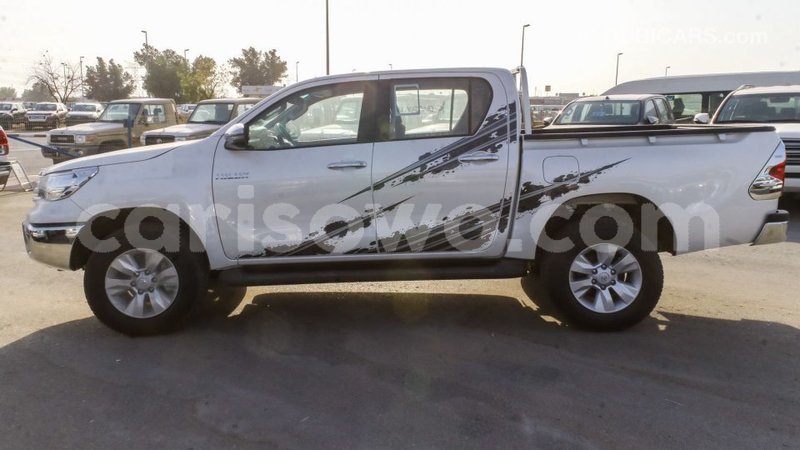 Big with watermark toyota hilux benin import dubai 8104