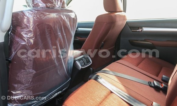 Ra Imported Toyota Hilux funfun Ọkọ̀ in Import - Dubai ni Benin Ra Imported Toyota Hilux funfun Ọkọ̀ in Import - Dubai ni Benin