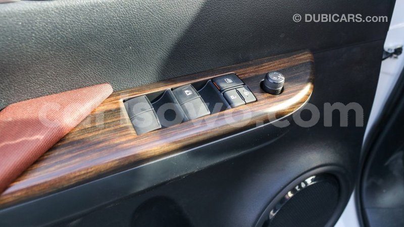 Big with watermark toyota hilux benin import dubai 8104