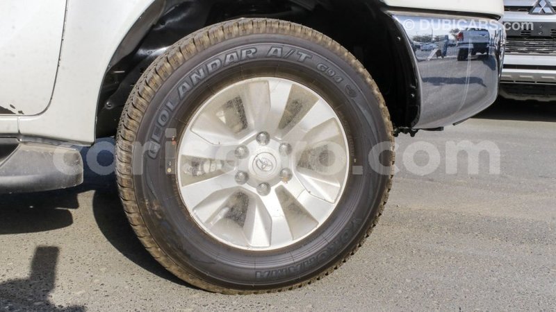 Big with watermark toyota hilux benin import dubai 8104