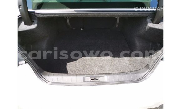 Acheter Import Voiture Nissan Maxima Blanc à Import - Dubai, Benin Acheter Import Voiture Nissan Maxima Blanc à Import - Dubai, Benin