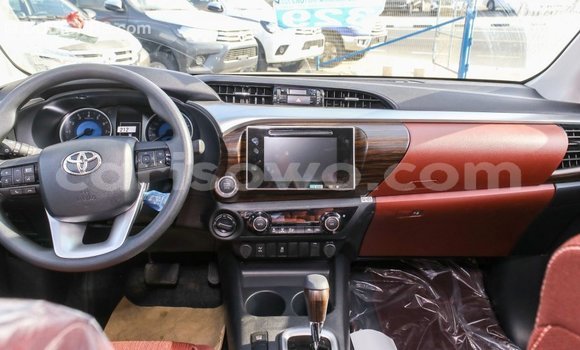 Ra Imported Toyota Hilux funfun Ọkọ̀ in Import - Dubai ni Benin Ra Imported Toyota Hilux funfun Ọkọ̀ in Import - Dubai ni Benin