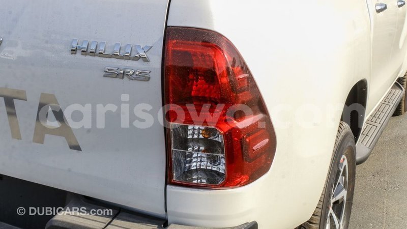 Big with watermark toyota hilux benin import dubai 8107