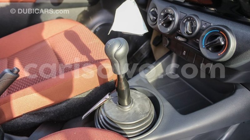 Big with watermark toyota hilux benin import dubai 8111