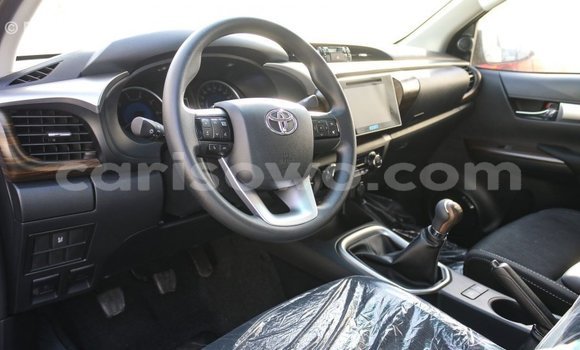 Ra Imported Toyota Hilux Miiran Ọkọ̀ in Import - Dubai ni Benin Ra Imported Toyota Hilux Miiran Ọkọ̀ in Import - Dubai ni Benin