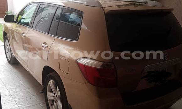 Ra Àlòkù Toyota Highlander Alagara Ọkọ̀ in Cotonou ni Benin Ra Àlòkù Toyota Highlander Alagara Ọkọ̀ in Cotonou ni Benin