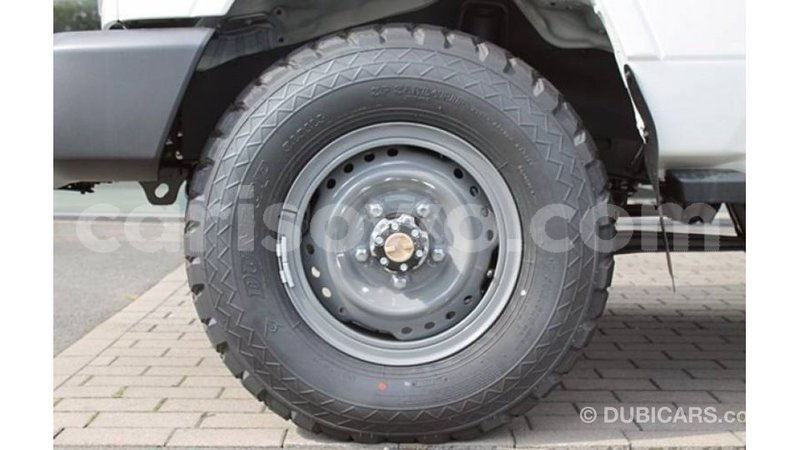 Big with watermark toyota land cruiser benin import dubai 8128