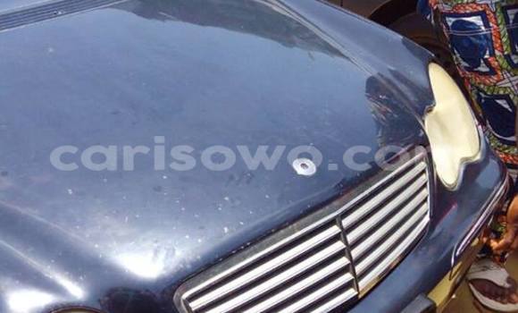 Acheter Occasion Voiture Mercedes-Benz C–Class Bleu à Cotonou, Benin Acheter Occasion Voiture Mercedes-Benz C–Class Bleu à Cotonou, Benin