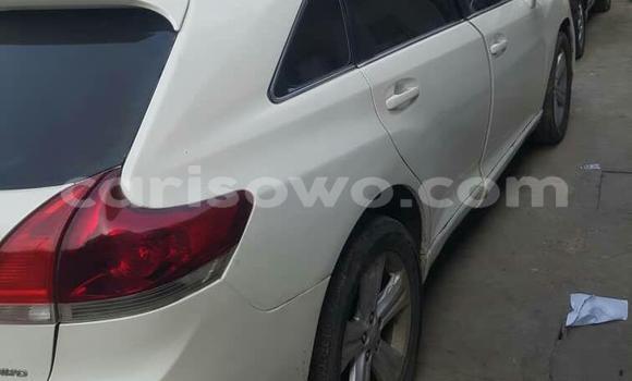 Ra Àlòkù Toyota Venza funfun Ọkọ̀ in Cotonou ni Benin Ra Àlòkù Toyota Venza funfun Ọkọ̀ in Cotonou ni Benin