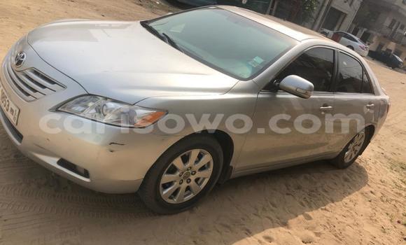 Ra Àlòkù Toyota Camry Silver Ọkọ̀ in Cotonou ni Benin Ra Àlòkù Toyota Camry Silver Ọkọ̀ in Cotonou ni Benin