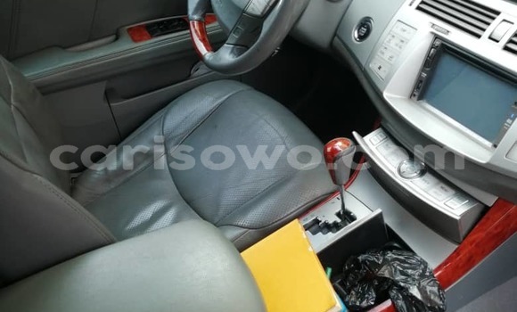 Sayi Sabo Toyota Avalon Azurfa Mota in Cotonou a Benin Sayi Sabo Toyota Avalon Azurfa Mota in Cotonou a Benin