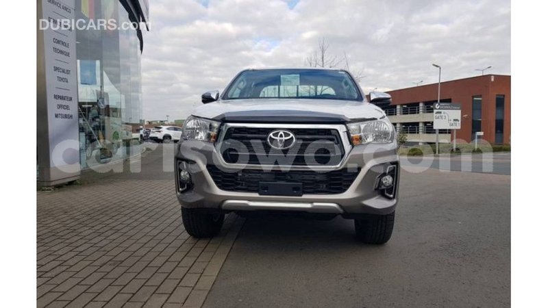 Big with watermark toyota hilux benin import dubai 8174