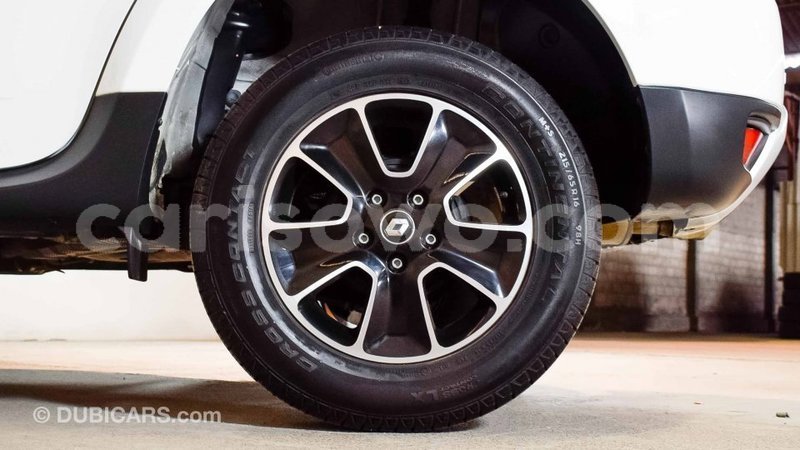 Big with watermark renault duster benin import dubai 8178