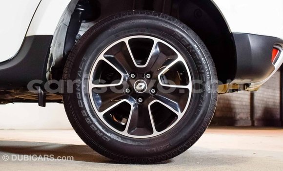 Acheter Import Voiture Renault Duster Blanc à Import - Dubai, Benin Acheter Import Voiture Renault Duster Blanc à Import - Dubai, Benin