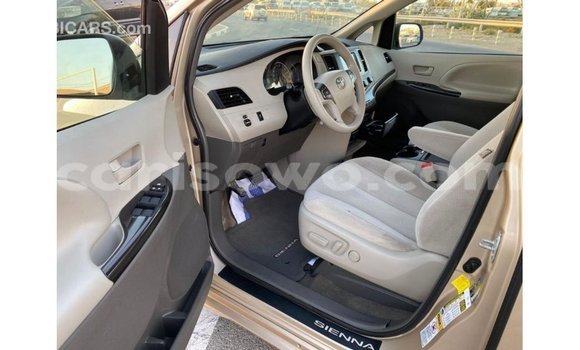 Buy Import Toyota Sienna Other Car in Import - Dubai in Benign Buy Import Toyota Sienna Other Car in Import - Dubai in Benign