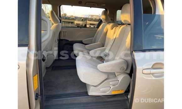 Buy Import Toyota Sienna Other Car in Import - Dubai in Benign Buy Import Toyota Sienna Other Car in Import - Dubai in Benign
