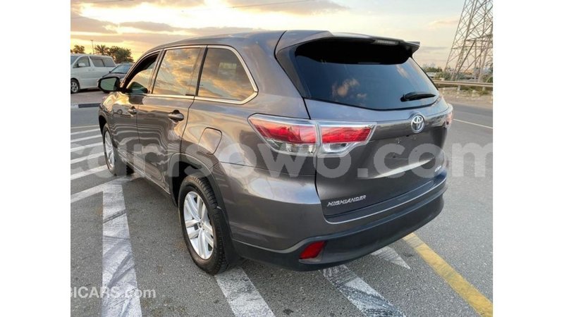 Big with watermark toyota highlander benin import dubai 8190
