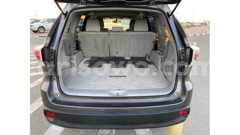 Big with watermark toyota highlander benin import dubai 8190