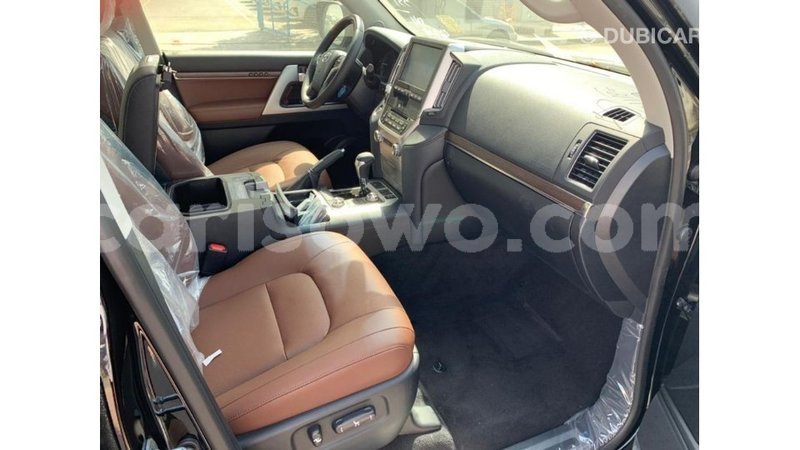 Big with watermark toyota land cruiser benin import dubai 8195