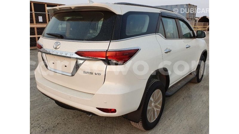 Big with watermark toyota fortuner benin import dubai 8200