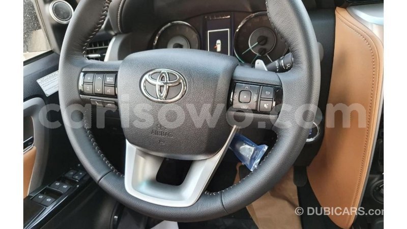 Big with watermark toyota fortuner benin import dubai 8200