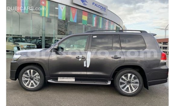 Sayi Imported Toyota Land Cruiser Black Mota in Import - Dubai a Benin Sayi Imported Toyota Land Cruiser Black Mota in Import - Dubai a Benin