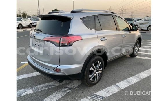 Ra Imported Toyota HiAce Miiran Ọkọ̀ akẹ́rù ńlá in Import - Dubai ni Benin Ra Imported Toyota HiAce Miiran Ọkọ̀ akẹ́rù ńlá in Import - Dubai ni Benin