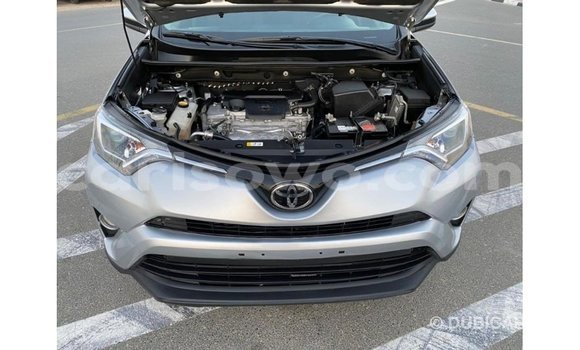 Ra Imported Toyota HiAce Miiran Ọkọ̀ akẹ́rù ńlá in Import - Dubai ni Benin Ra Imported Toyota HiAce Miiran Ọkọ̀ akẹ́rù ńlá in Import - Dubai ni Benin