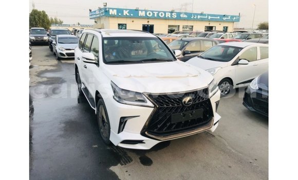 Ra Imported Lexus LX funfun Ọkọ̀ in Import - Dubai ni Benin Ra Imported Lexus LX funfun Ọkọ̀ in Import - Dubai ni Benin