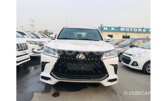 Ra Imported Lexus LX funfun Ọkọ̀ in Import - Dubai ni Benin Ra Imported Lexus LX funfun Ọkọ̀ in Import - Dubai ni Benin
