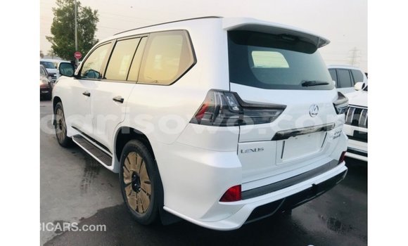 Ra Imported Lexus LX funfun Ọkọ̀ in Import - Dubai ni Benin Ra Imported Lexus LX funfun Ọkọ̀ in Import - Dubai ni Benin