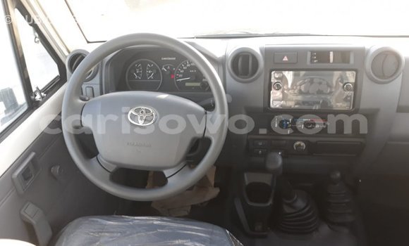 Buy Import Toyota Land Cruiser White Car in Import - Dubai in Benign Buy Import Toyota Land Cruiser White Car in Import - Dubai in Benign