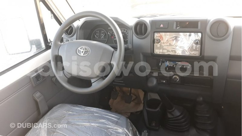 Big with watermark toyota land cruiser benin import dubai 8231