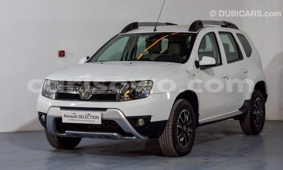 Acheter Import Voiture Renault Duster Blanc à Import - Dubai, Benin Acheter Import Voiture Renault Duster Blanc à Import - Dubai, Benin