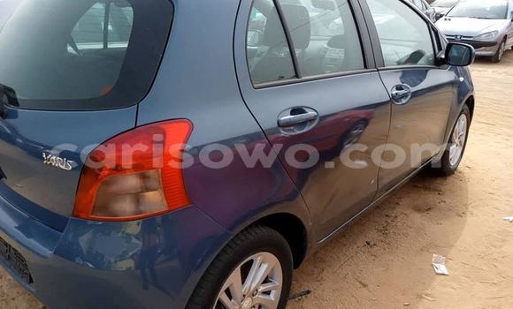 Acheter Occasion Voiture Toyota Yaris Bleu à Cotonou, Benin Acheter Occasion Voiture Toyota Yaris Bleu à Cotonou, Benin