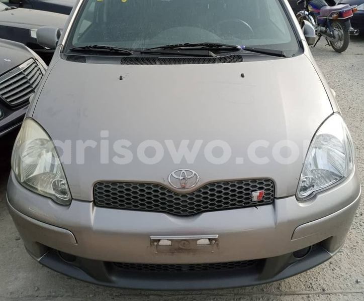 Big with watermark toyota yaris benin cotonou 8252