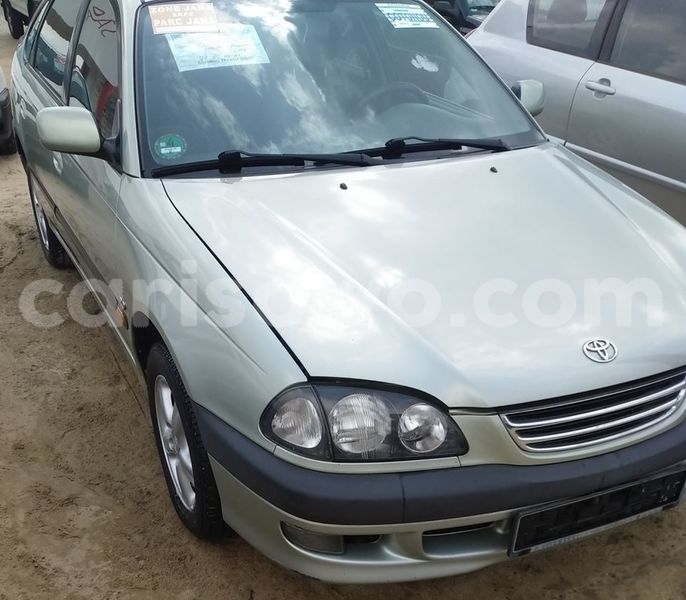 Big with watermark toyota avensis benin cotonou 8254