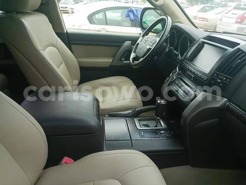 Big with watermark toyota land cruiser benin cotonou 8257