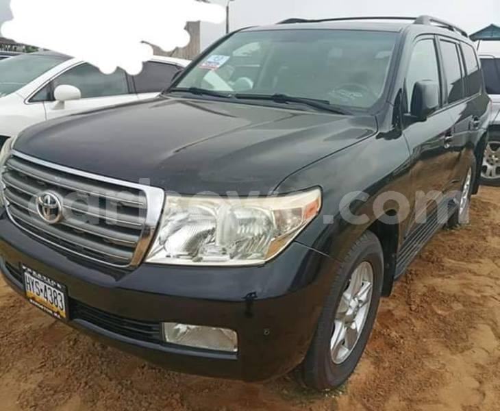 Big with watermark toyota land cruiser benin cotonou 8257
