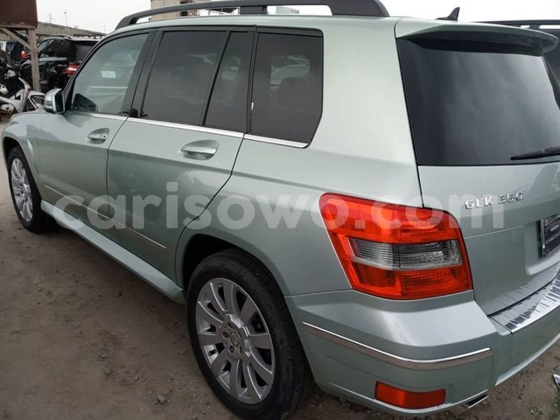 Big with watermark mercedes benz glk class benin cotonou 8259