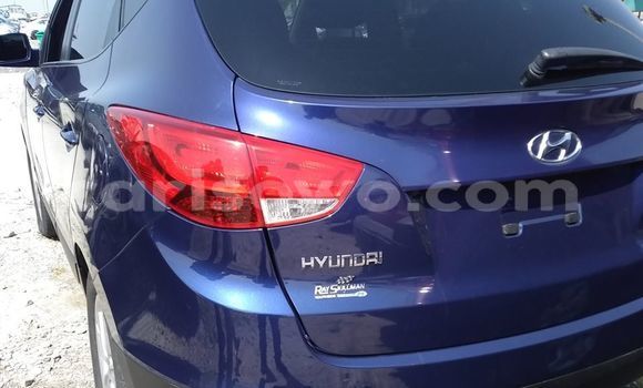 Acheter Occasion Voiture Hyundai Tucson Bleu à Cotonou, Benin Acheter Occasion Voiture Hyundai Tucson Bleu à Cotonou, Benin