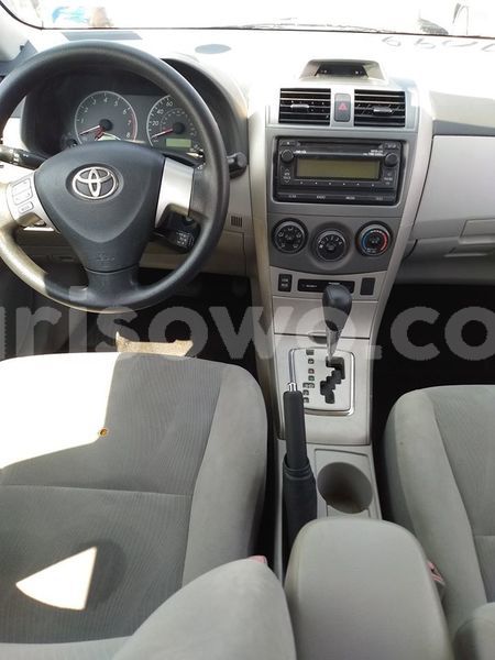 Big with watermark toyota corolla benin cotonou 8261