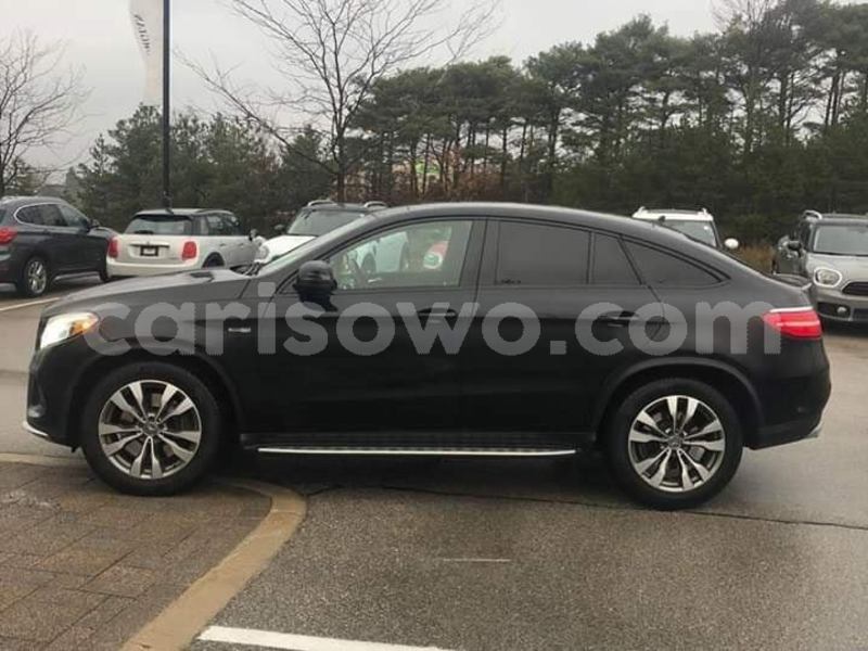 Big with watermark mercedes benz gle benin cotonou 8263