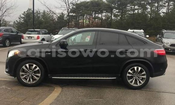 Acheter Occasion Voiture Mercedes-Benz GLE Noir à Cotonou, Benin Acheter Occasion Voiture Mercedes-Benz GLE Noir à Cotonou, Benin